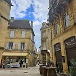 La Maison Valentin Au Coeur De La Cite Medievale Apartman *