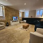 Apartman La Maison Valentin Au Coeur De La Cite Medievale *