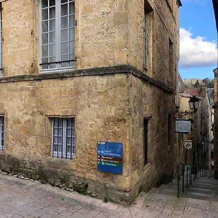 La Maison Valentin Au Coeur De La Cite Medievale