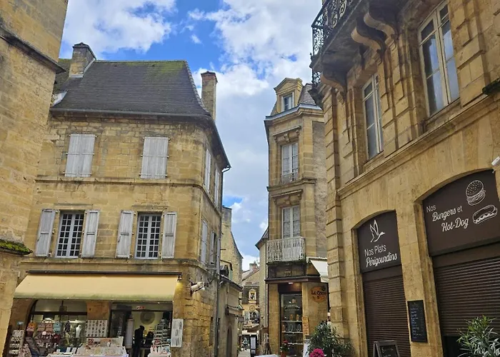 La Maison Valentin Au Coeur De La Cite Medievale Appartement *