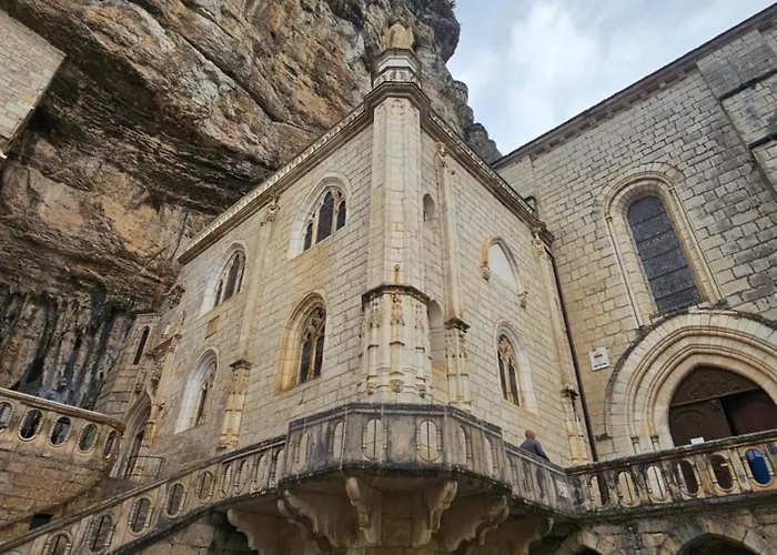 La Maison Valentin Au Coeur De La Cite Medievale